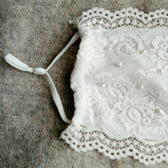 Set 2 lace party face mask adjustable black white - Picture 6 of 8